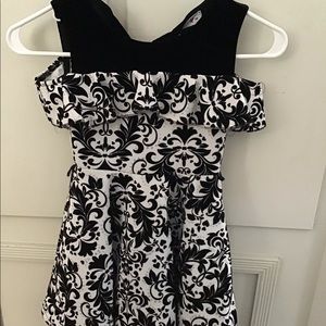 Girls dress